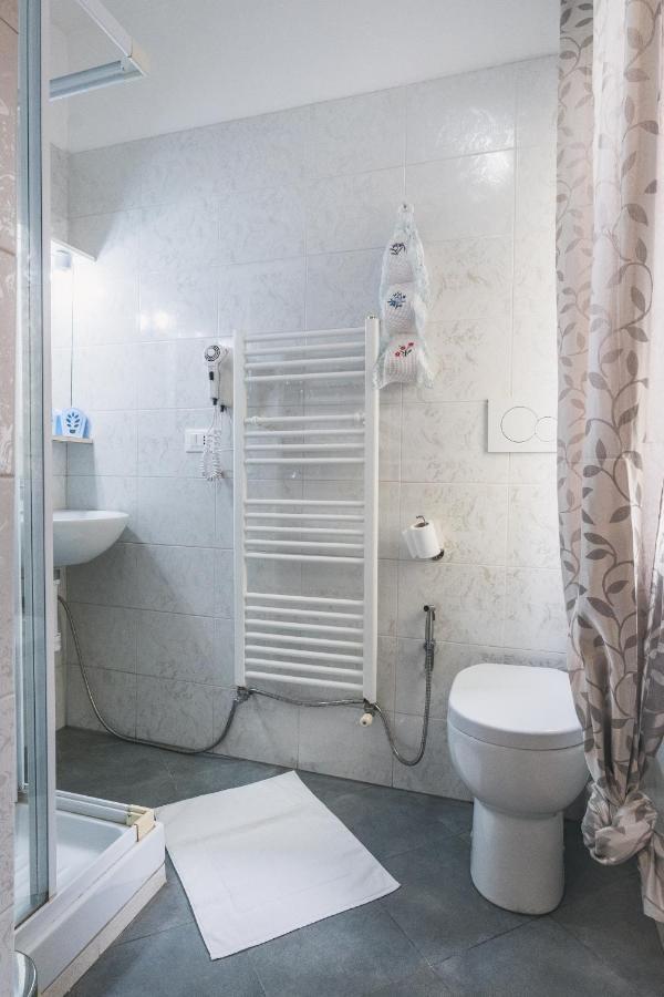 Bulldog Station Apartments With Private Wc, Ac, Tv 메스트레 외부 사진