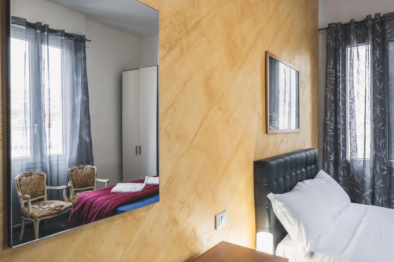 Bulldog Station Apartments With Private Wc, Ac, Tv 메스트레 외부 사진