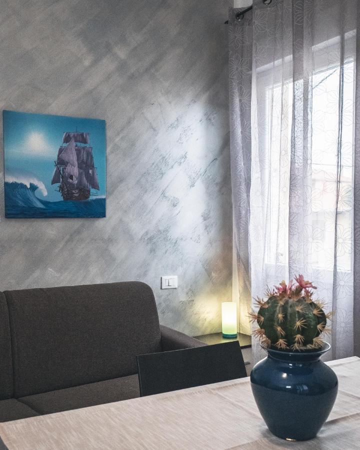 Bulldog Station Apartments With Private Wc, Ac, Tv 메스트레 외부 사진