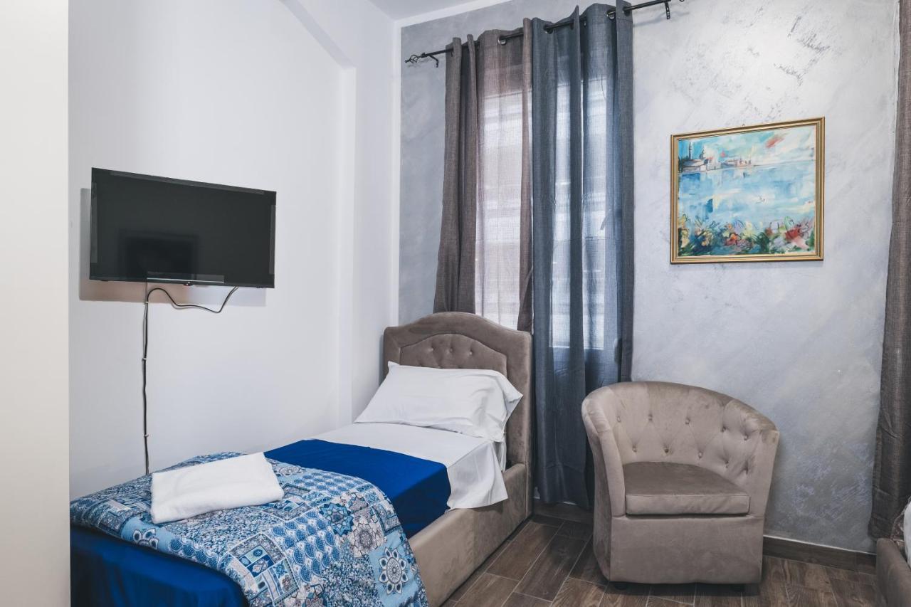 Bulldog Station Apartments With Private Wc, Ac, Tv 메스트레 외부 사진