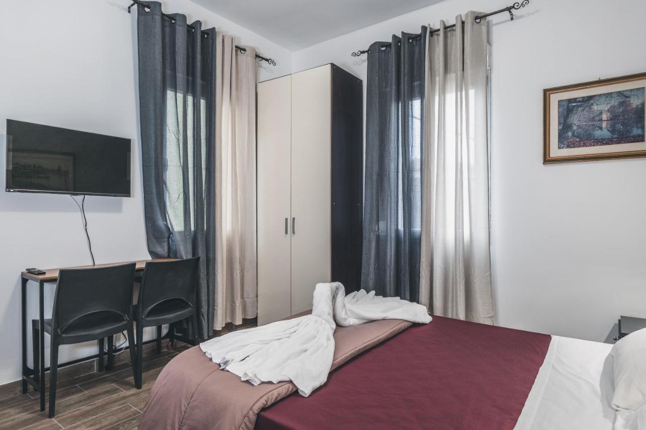 Bulldog Station Apartments With Private Wc, Ac, Tv 메스트레 외부 사진